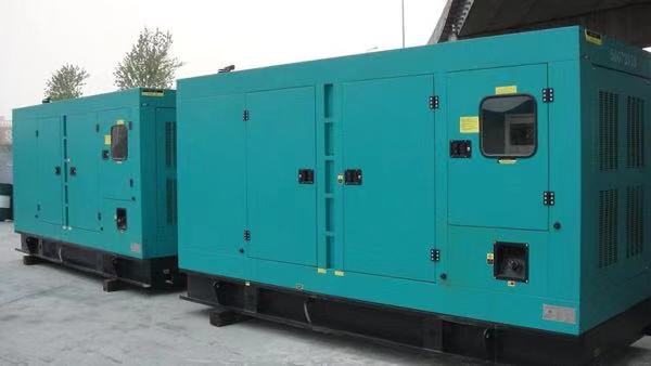 高石碑镇康明斯400kw大型柴油二手发电机组